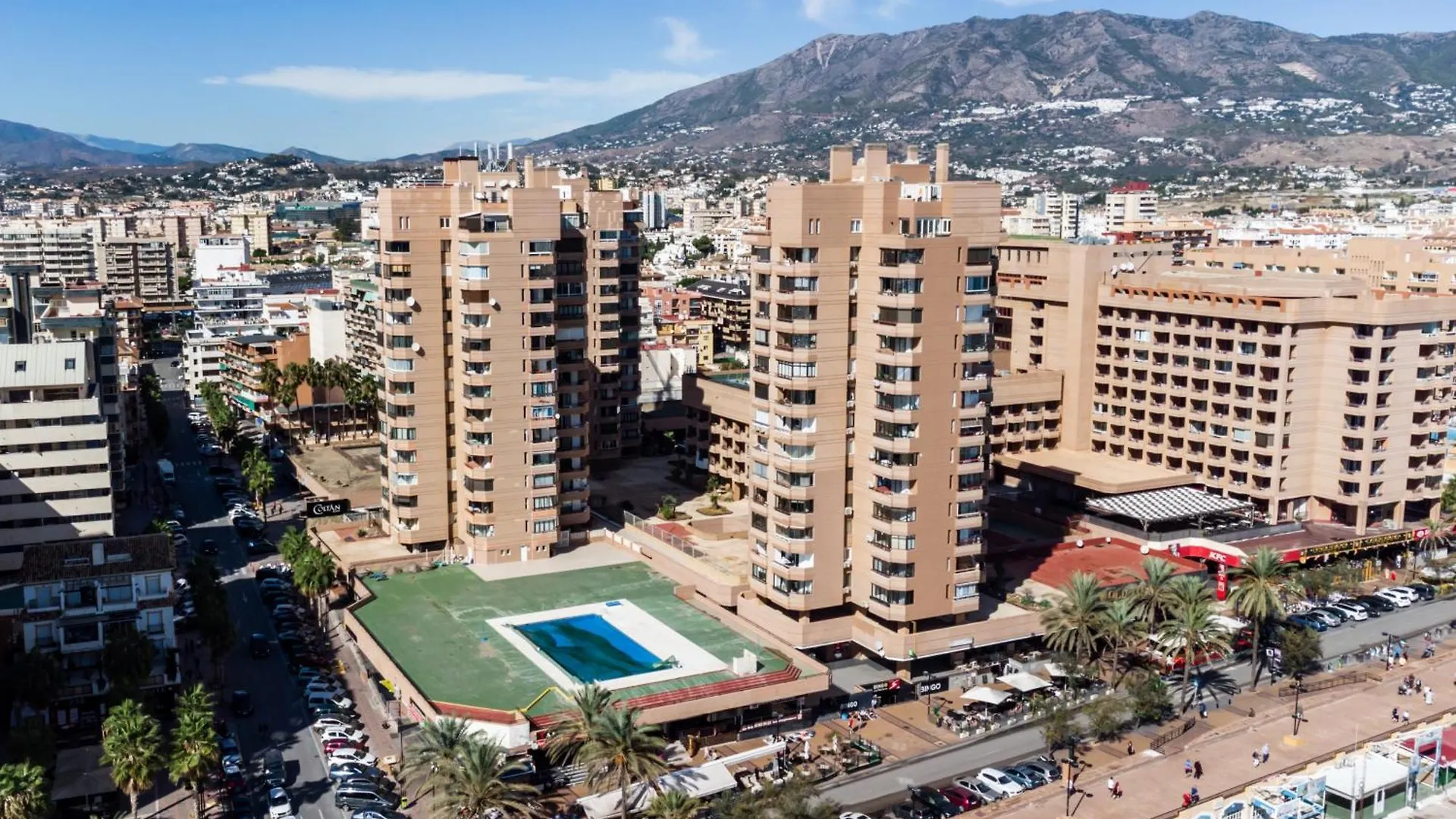 Modern And Bright Apartment By Fuengirola Marina Spanien