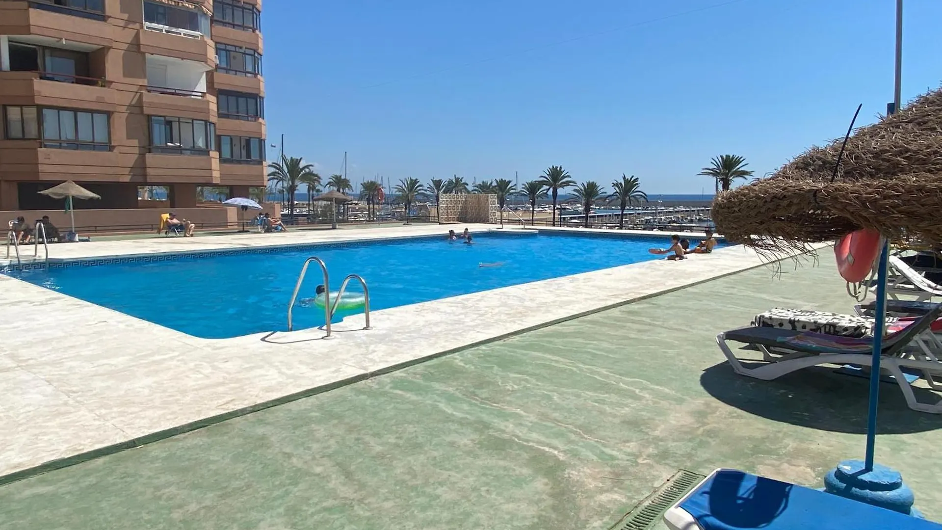 Modern And Bright Apartment By Fuengirola Marina Spanien